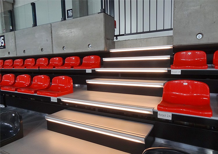 éclairage d’escalier et de mains courantes